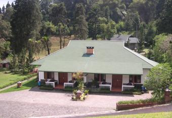 Puncak Pass Resort has Balcony rooms