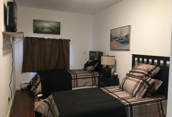 Ma's Way has Balcony rooms