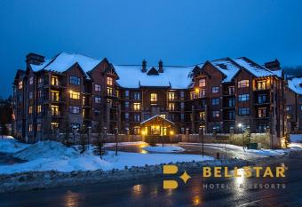 Glacier Mountaineer Lodge has Balcony rooms