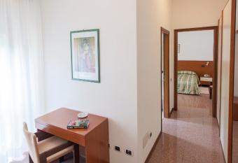 Hotel Rossini has Balcony rooms