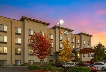 Best Western Plus Lacey Inn & Suites has Balcony rooms