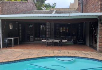 Thrush Nest has Balcony rooms