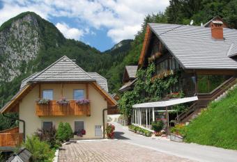 Apartment house Jager has Balcony rooms