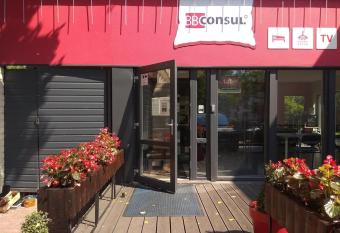 BB CONSUL allows 18 year olds to book a room