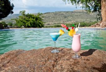 Bakubung Bush Lodge allows 18 year olds to book a room