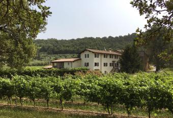 Agriturismo Ca  Castellani allows 18 year olds to book a room