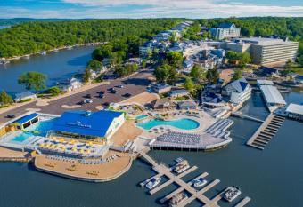 Margaritaville Lake Resort Lake of the Ozarks has Balcony rooms