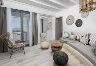 Iliada Suites allows 18 year olds to book a room