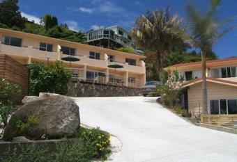 Paku Lodge Resort has Balcony rooms