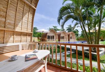 Villa Del Mar Canggu has Balcony rooms