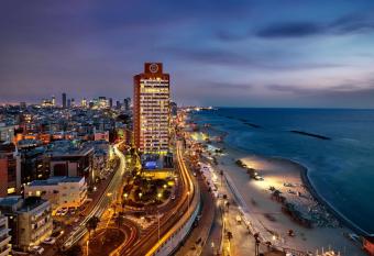 Sheraton Grand Tel Aviv allows 18 year olds to book a room