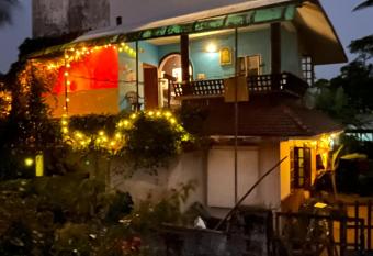 Beachaholic homestay has Balcony rooms