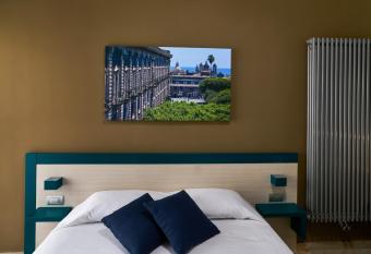 Guesthouse Ughetti 21 allows 18 year olds to book a room