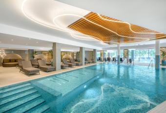 Kenese Bay Garden Resort & Conference has Balcony rooms