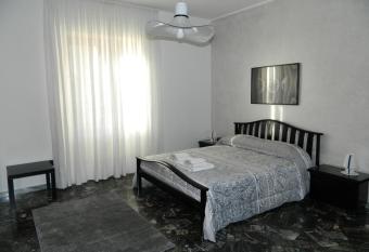 B&B SAN PIO allows 18 year olds to book a room