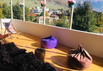 Guesthouse AlpenRose has Balcony rooms