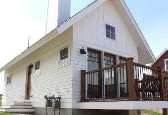 Owl's Nest Resort has Balcony rooms