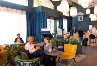 Aparthotel Adagio Lyon Patio Confluence allows 18 year olds to book a room