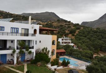 Panorama Studios has Balcony rooms