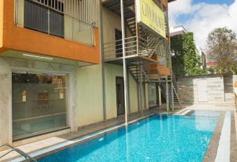 City Palace Resort has Smoking/Balcony rooms