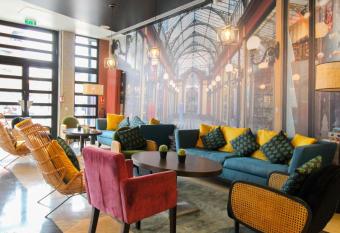 ibis Styles Evry Courcouronnes Hotel and Events allows 18 year olds to book a room