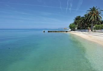 Apartments Dalmacija has Balcony rooms