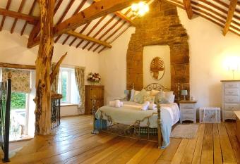 The Tree House Cumbria allows 18 year olds to book a room