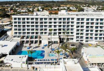 Melini Hotel Suites has Balcony rooms