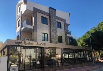 Hayal Residence Apart Otel has rooms with a private hot tub