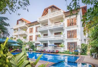 Chateau d Angkor La Residence has Balcony rooms