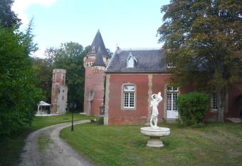 LA DEMEURE DE LA JUINE has Balcony rooms