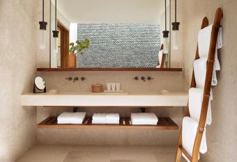 Nobu Hotel Los Cabos has Balcony rooms