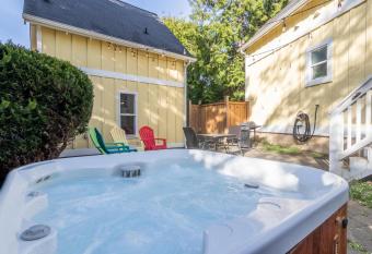 Tides At Bella Beach has Balcony rooms