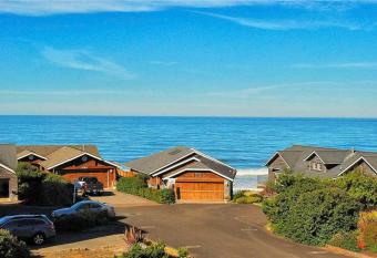 Beach Song has Balcony rooms