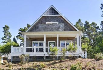 Breeze On Inn has Balcony rooms