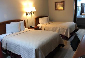 Colonial Inn has Smoking rooms