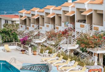 Atlantis Park Resort has Balcony rooms