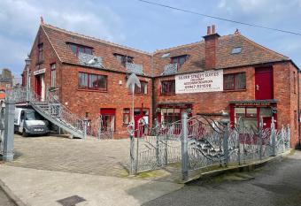 Silver Street Suites has Balcony rooms