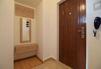 Resedinta lui Calin has rooms with a private hot tub