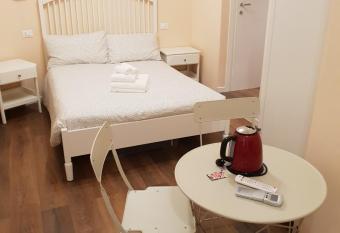 Glam Resort G H O S T E L allows 18 year olds to book a room