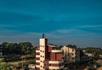 Pooja Villa Suites-Rooms and Pool, Igatpuri has Balcony rooms