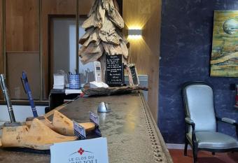 Le Clos du Bois Joli has Balcony rooms