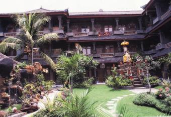 Hotel Sorga Cottages allows 18 year olds to book a room