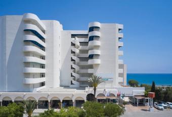 Epsilon Hotel Apartments allows 18 year olds to book a room