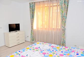 Carul cu Flori has Balcony rooms