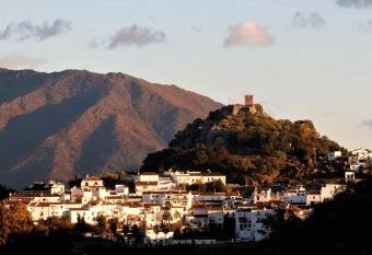 CASA RURAL SIERRAS DE GAUCIN has Balcony rooms