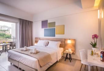 IRINI STALOS Apartments has Balcony rooms