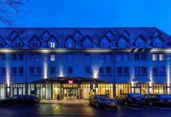 ibis Hotel Erfurt Altstadt allows 18 year olds to book a room