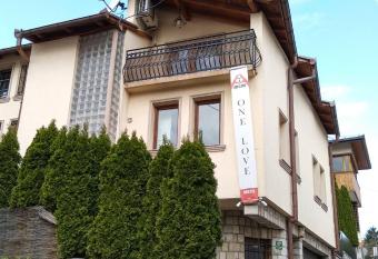 One Love has Balcony rooms