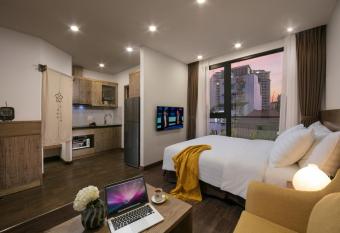The Bloom Pham Viet Chanh - Modern Living Space in Saigon allows 18 year olds to book a room